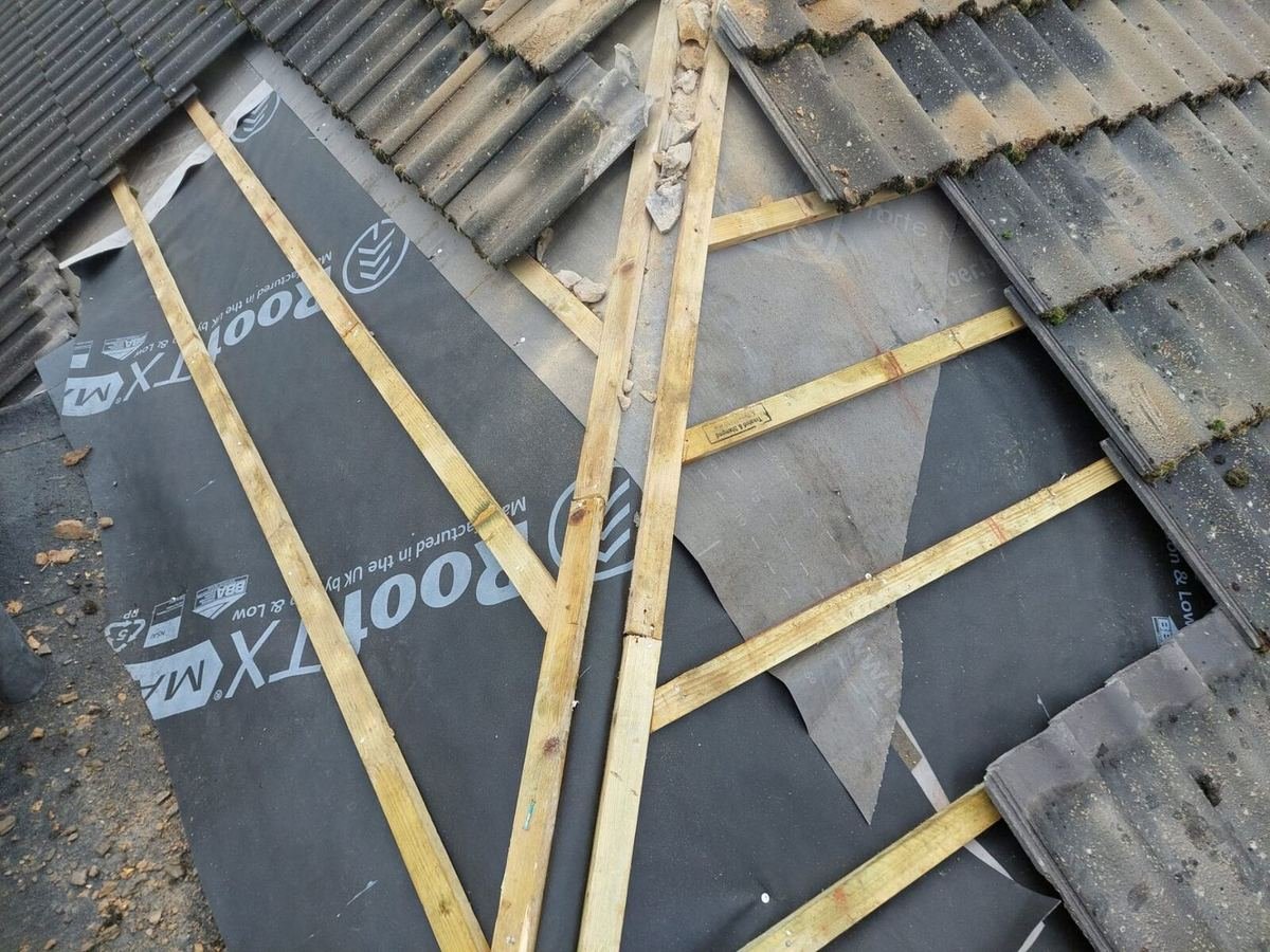 Concrete Tile & Ridge Renewal before