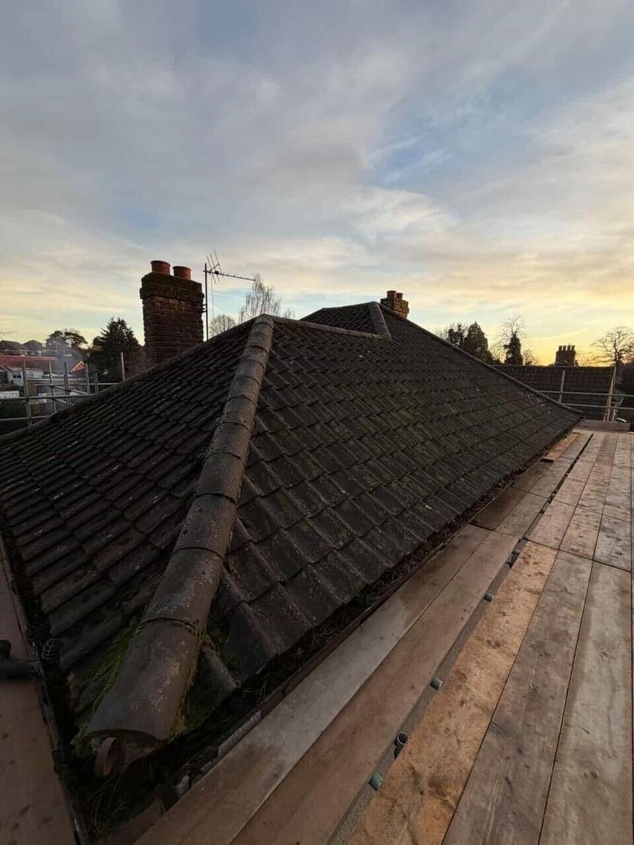 Slate Hipped Re-Roof before